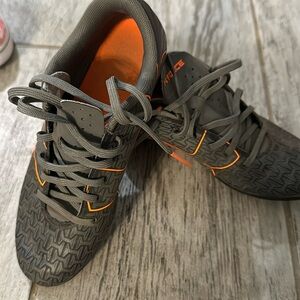 Under Armor Boys Force Cleats Size 2.5